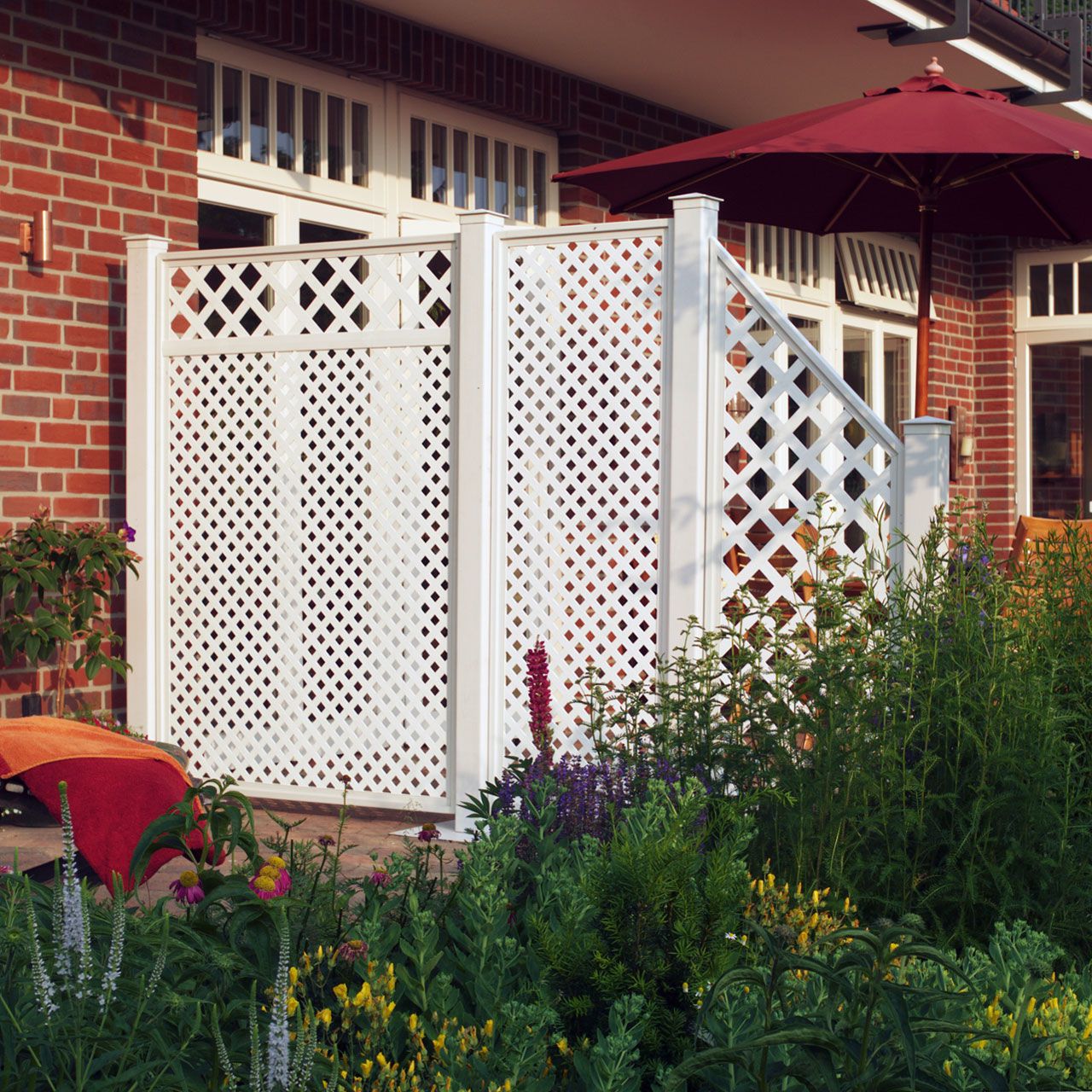 V38604_Sichtschutzwand_Kunststoff_Coventry-Diamant_Zierleiste_weiss_5_1280x1280.jpg V38604_Sichtschutzwand_Kunststoff_Coventry-Diamant_Zierleiste_weiss_5_1280x1280.jpg