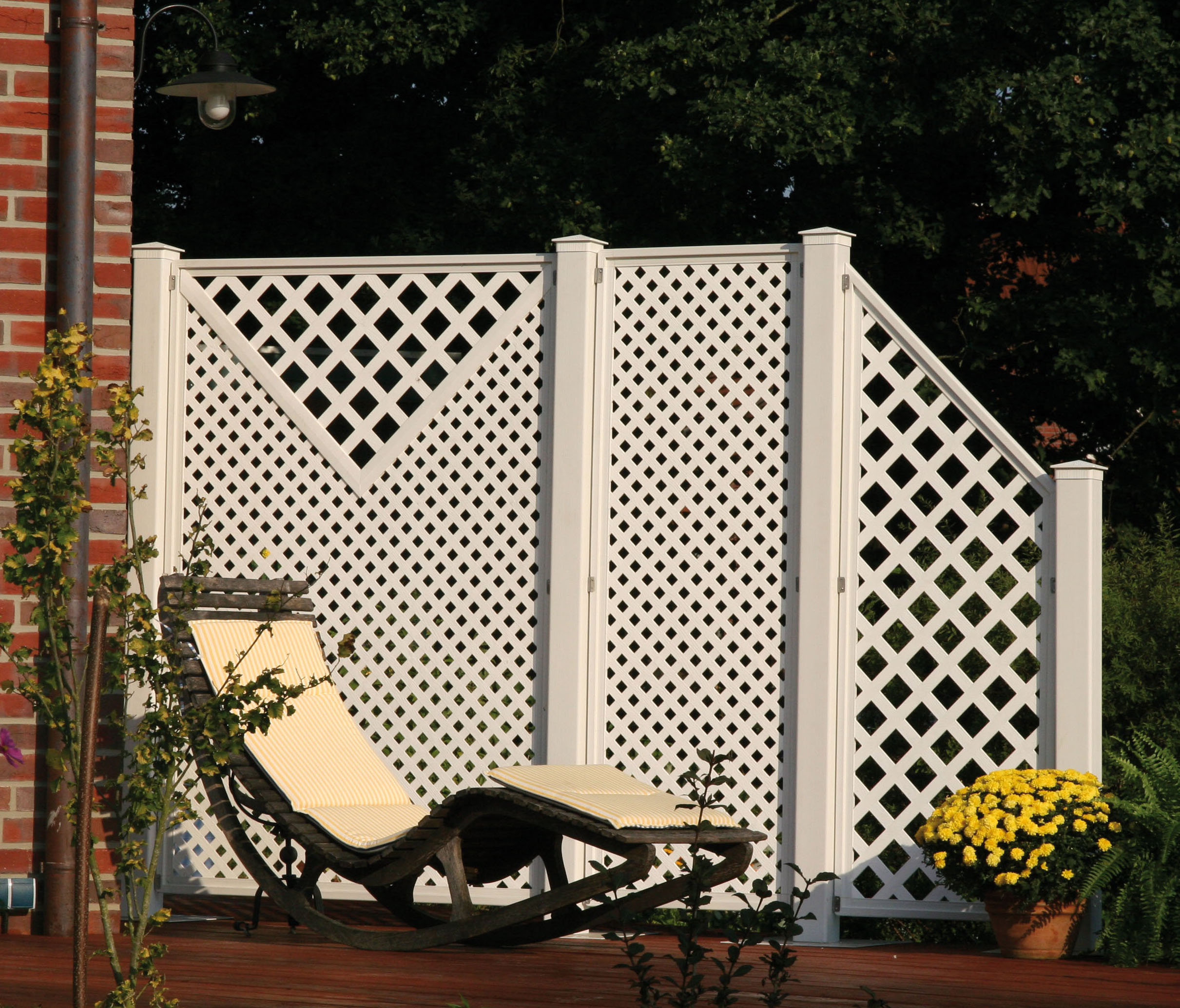 Sichtschutzwand COVENTRY Kunststoff, fester Rahmen