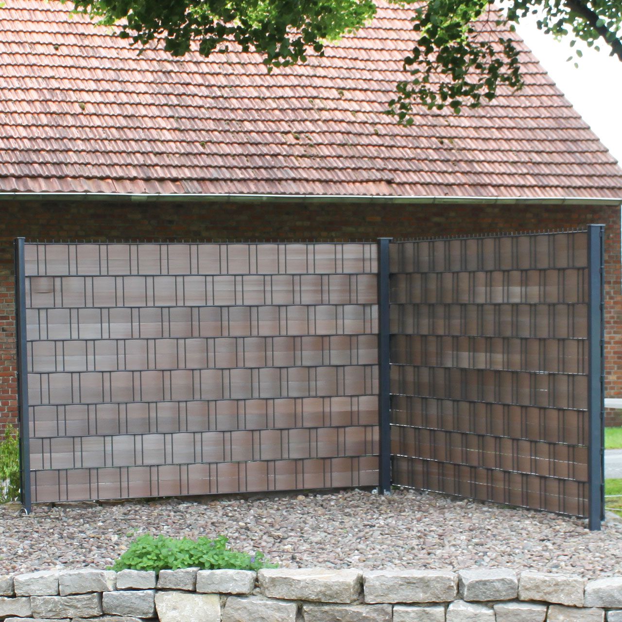 V22555_PVC_Sichtschutzstreifen_Woodline_Hart-Kunststoff_braun_1280x1280.jpg