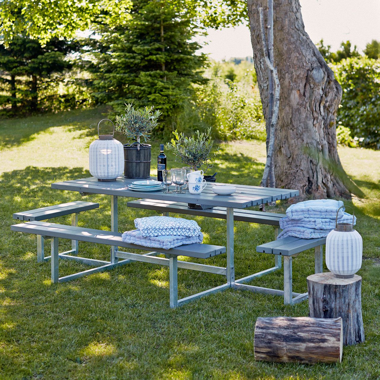 A2082_Picknicktisch_mit_Baenken_BASIC_Holz_Metall_taupe_2_1280x1280.jpg