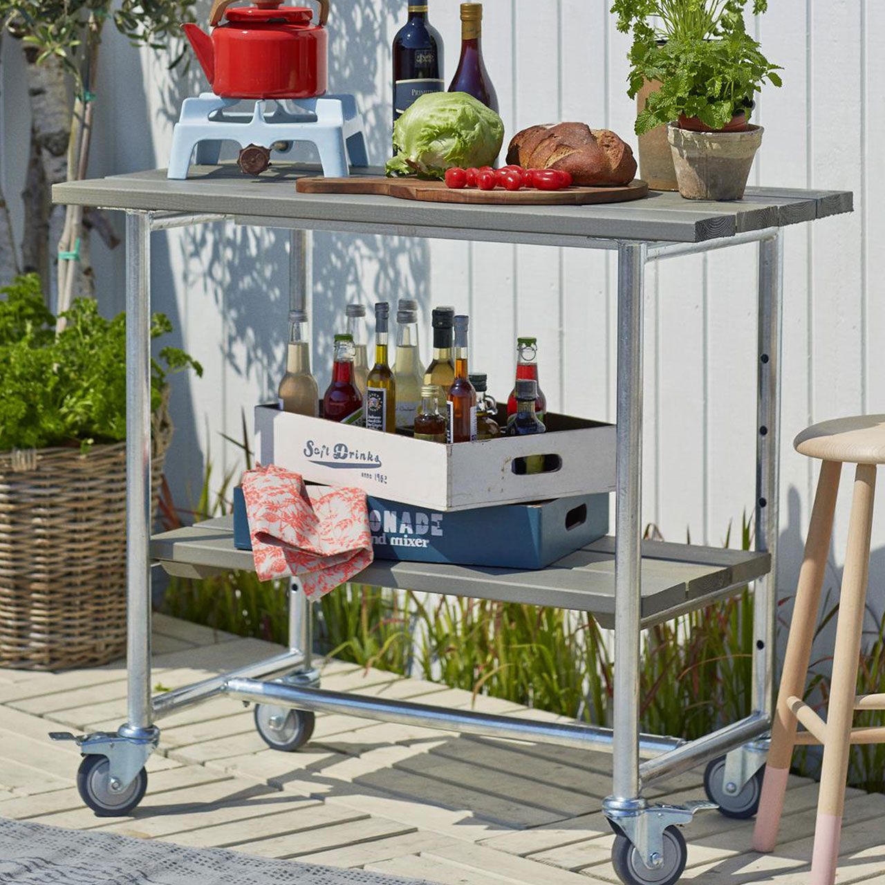 Mobiler Pflanztisch/ Anrichte Urban Picnic 1