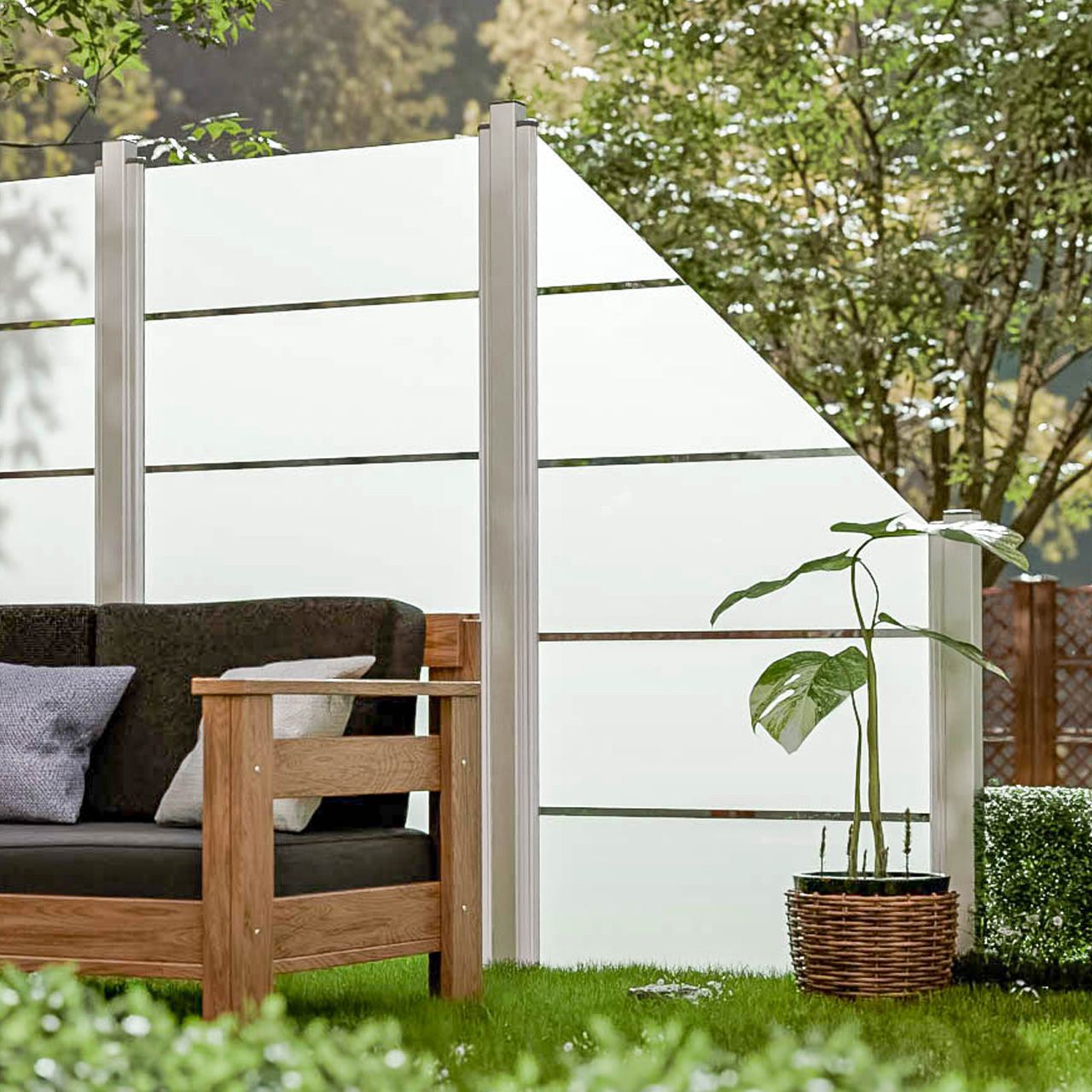 A3366_Glas_Sichtschutzzaun_Ambiente_Blockstreifen_10_1280x1280.jpg