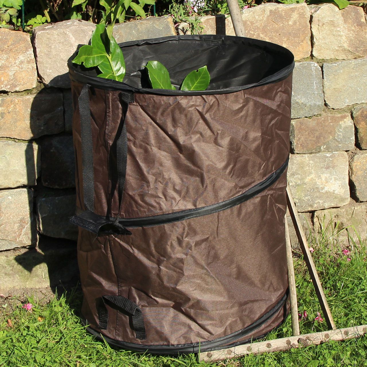 V22225_PE_Pop-up_Gartenabfalltasche_stabile_Ausfuehrung_gruen_2_1280x1280.jpg V22225_PE_Pop-up_Gartenabfalltasche_stabile_Ausfuehrung_gruen_2_1280x1280.jpg